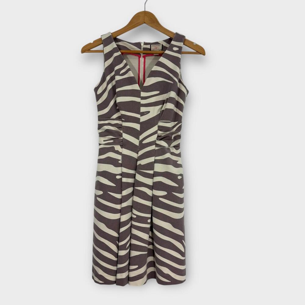 Banana Republic Issa London Collection Women’s Size 2 Zebra Print Pleated Dress